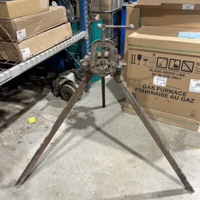 TriStand Pipe Vise Model No. 88 P960